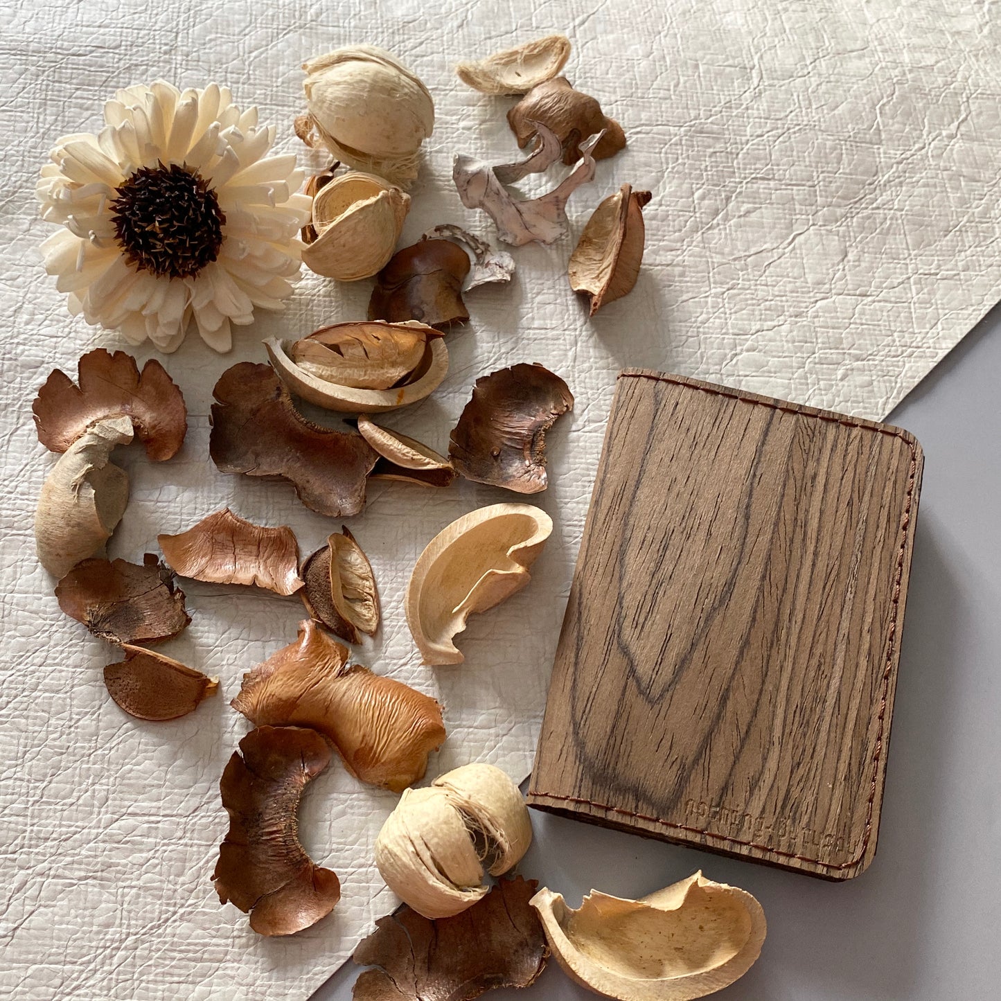 NAME CARD (BROWN)