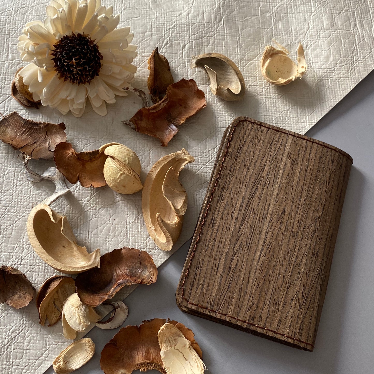 NAME CARD (BROWN)