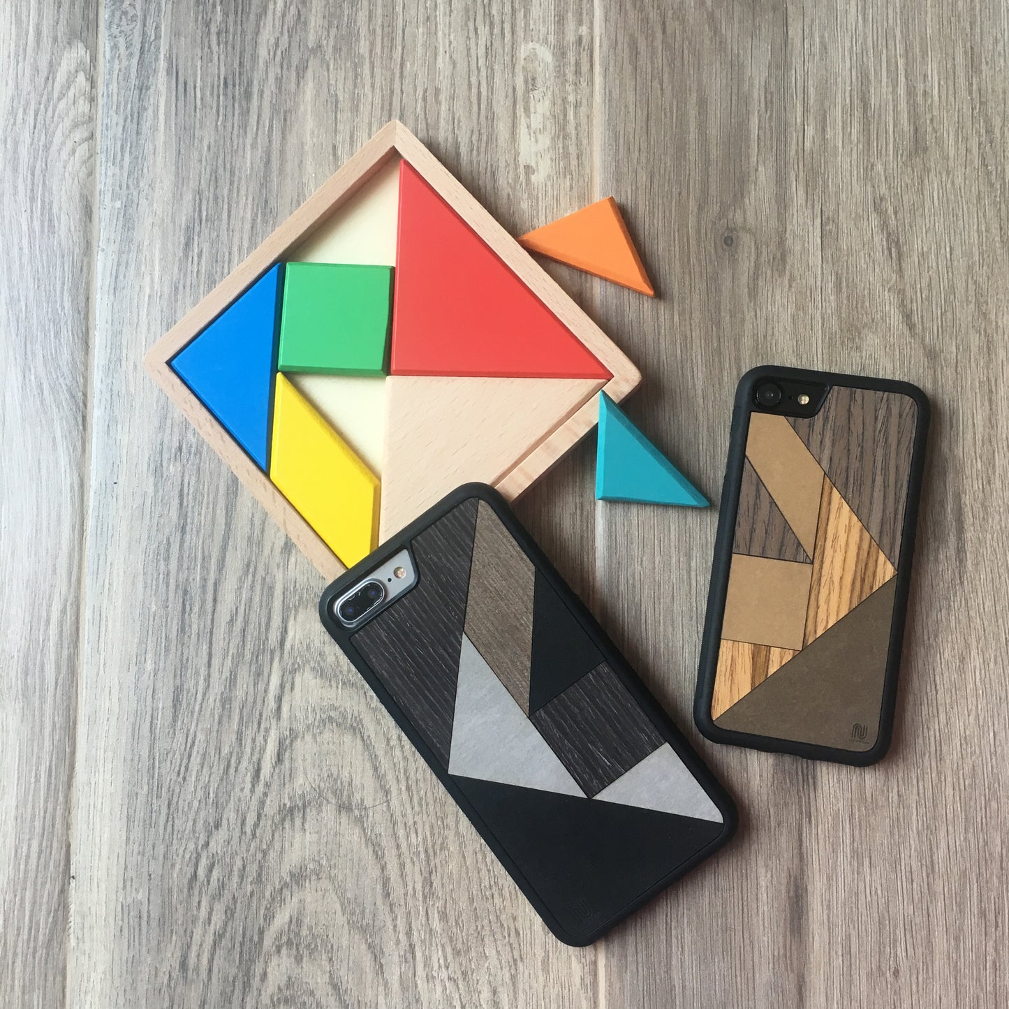 IPhone case 6/ 6Plus/ 6s/ 6sPlus/ 7/ 7Plus/ 8/ 8plus /SE (TANGRAM)