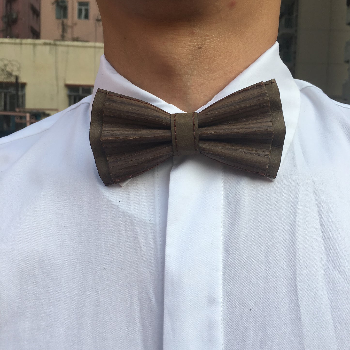 BOW TIE (BROWN MIX)