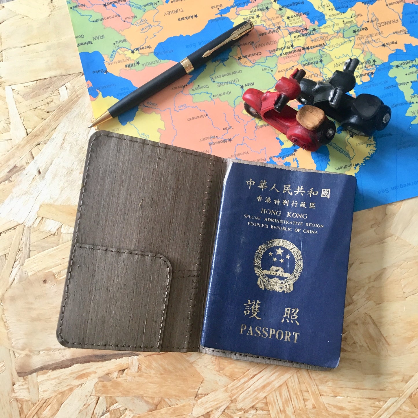 PASSPORT HOLDER (GREY)