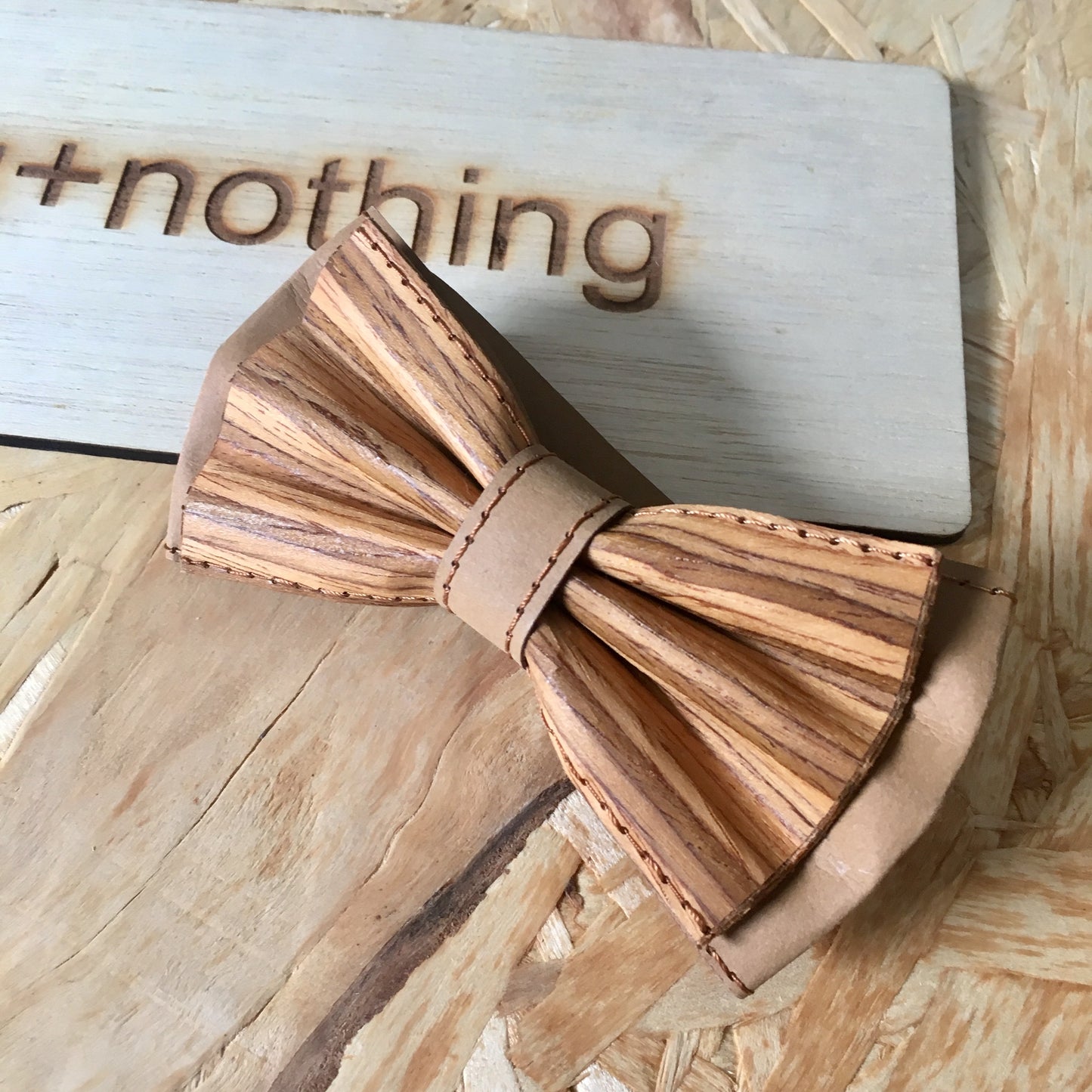 BOW TIE (KHAKI)