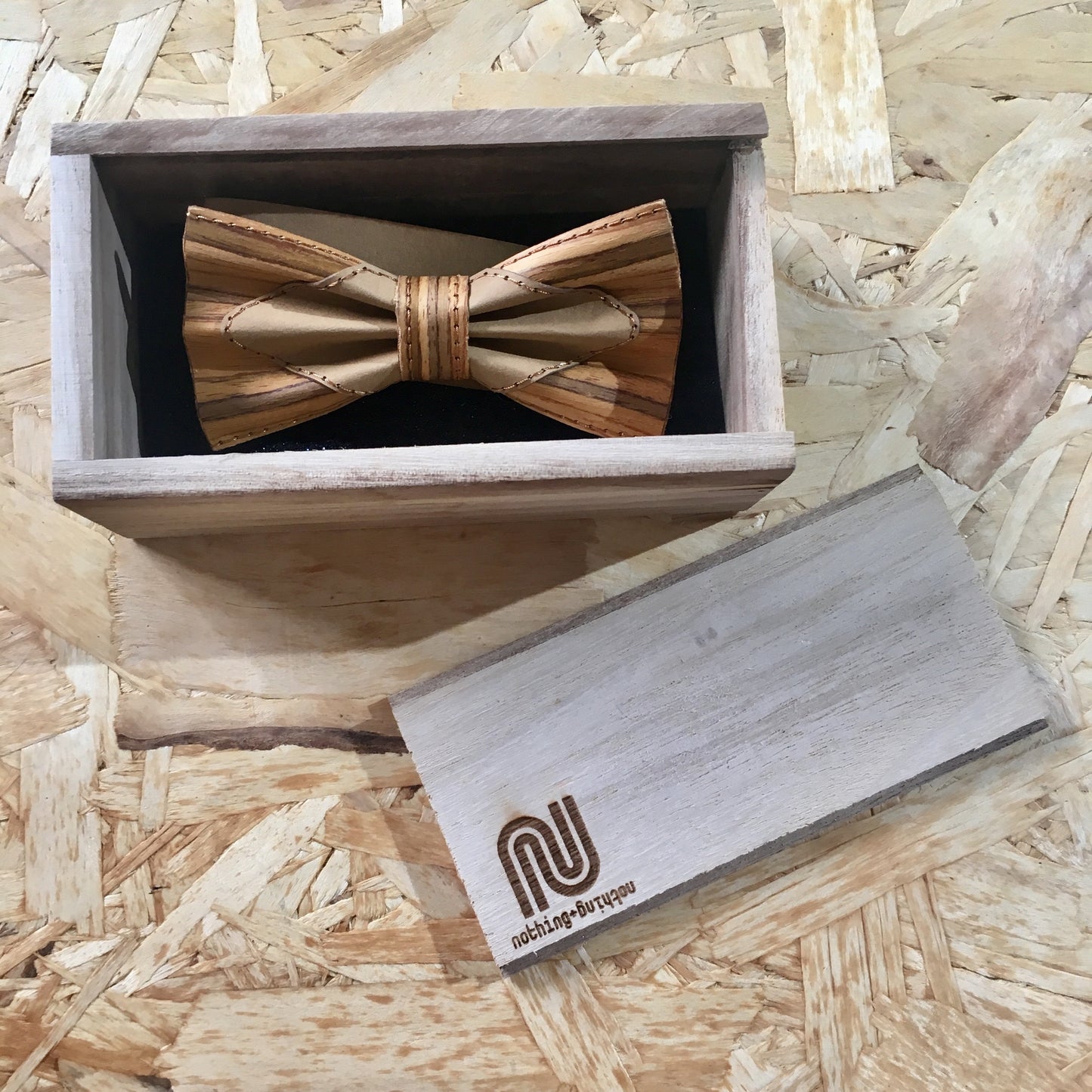 BOW TIE (KHAKI MIX-DIAMOND)