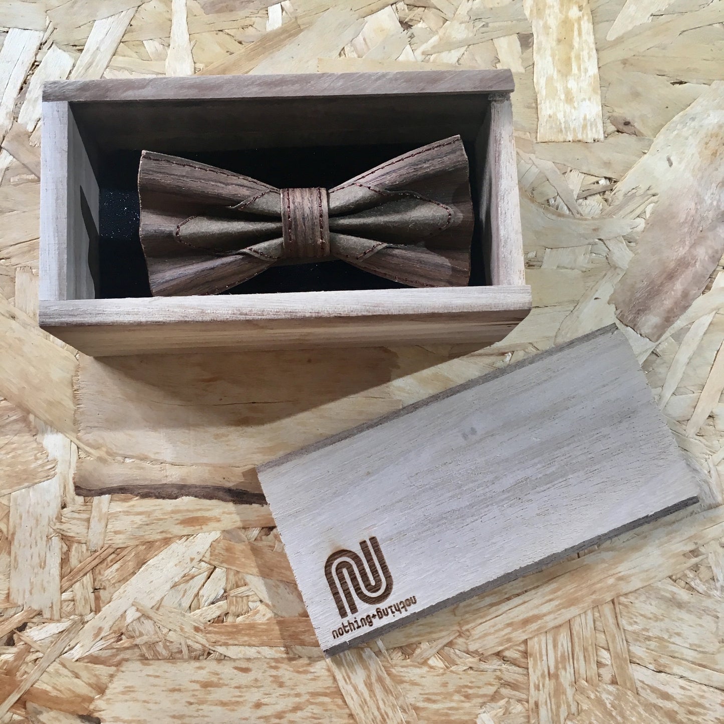 BOW TIE (BROWN MIX-DIAMOND)
